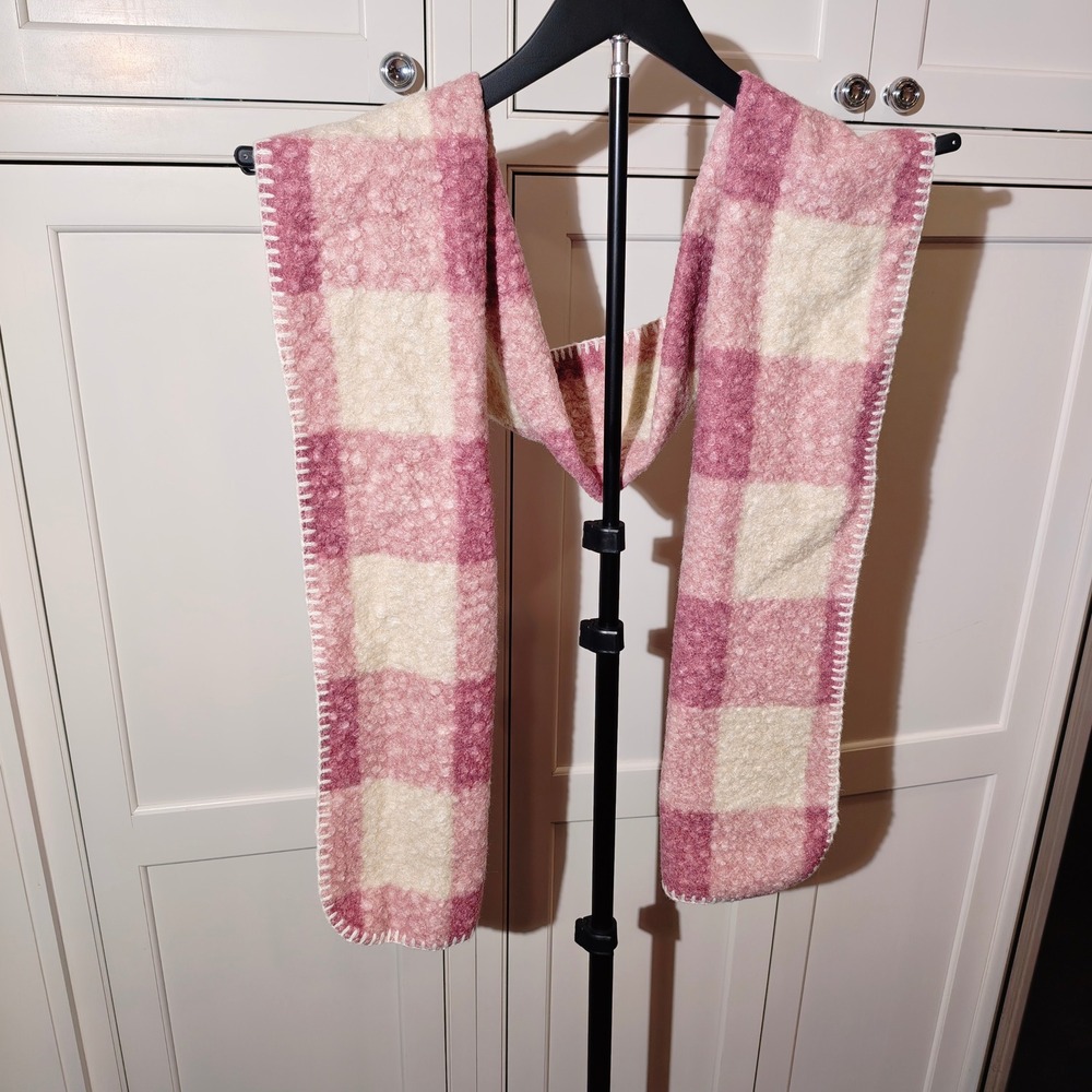 Melrose and Market Pink Ivory Plaid Boucle Scarf Blanket Stitch One Size NWT